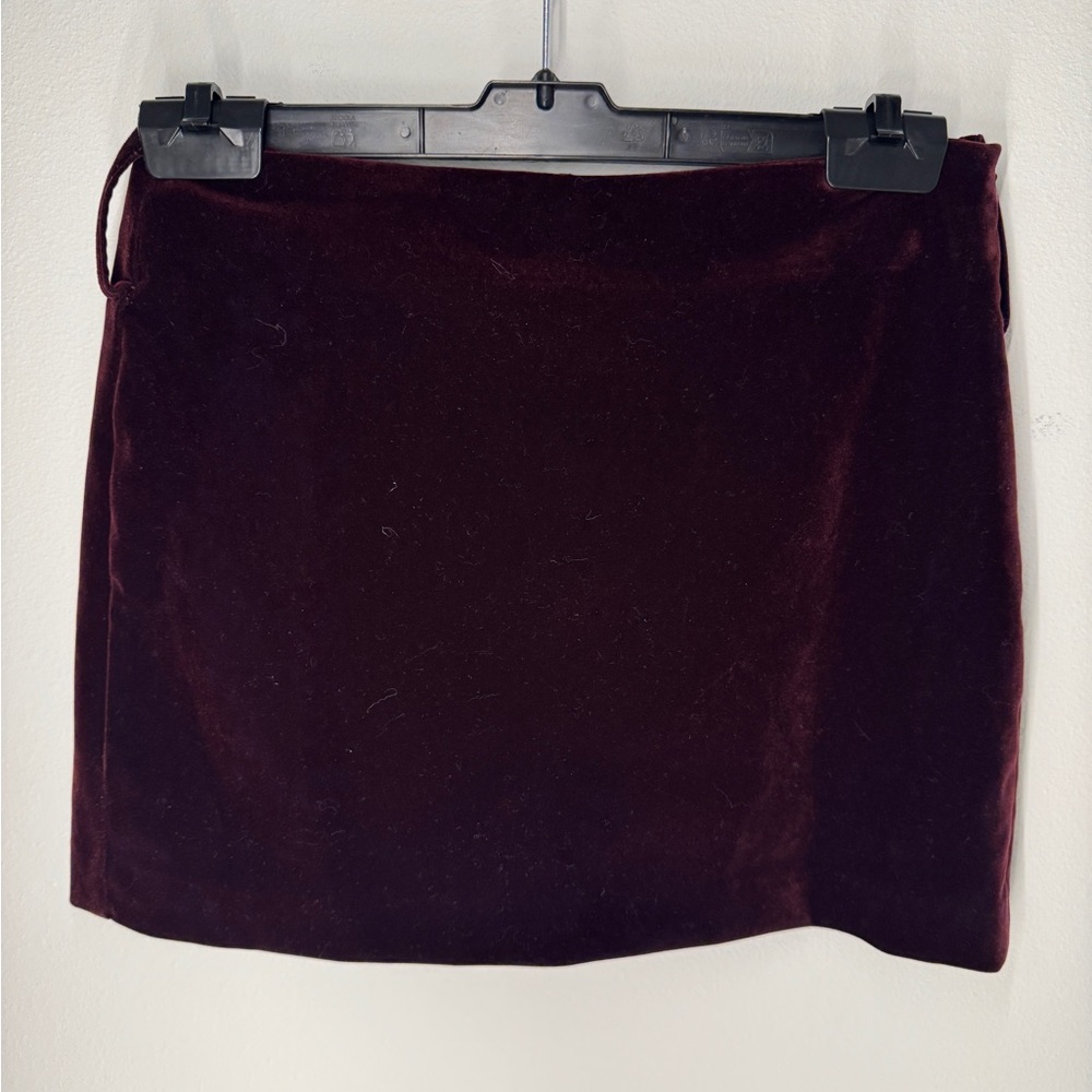 Commense Elegant Velvet Burgundy Skirt